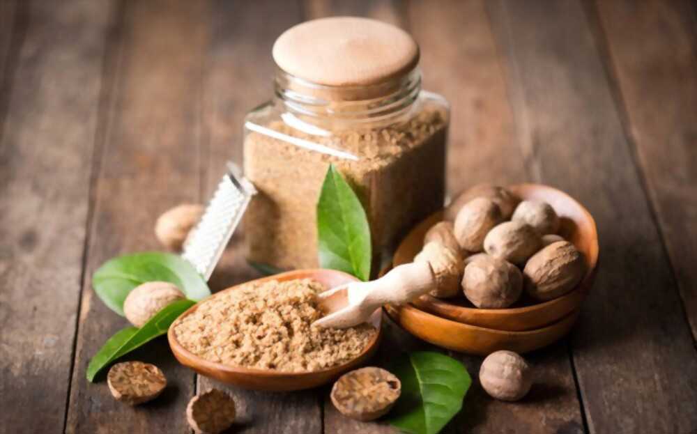 Set the mood with nutmeg incense & drift off into a peaceful slumber.