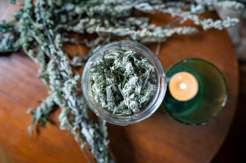 Mugwort incense will produce quite a bit of smoke, you should be careful when using them.