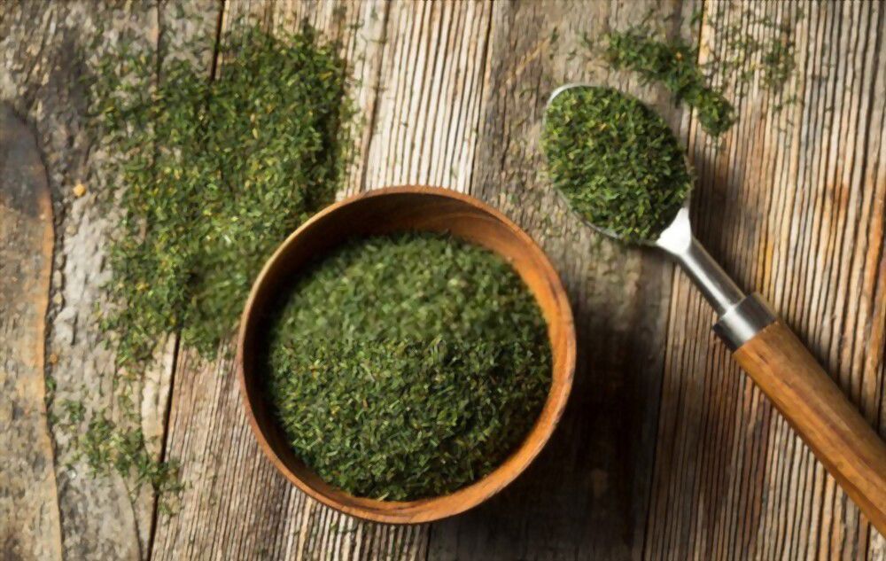 Hang an extra dill sprig above your doors to keep away bad vibes! 