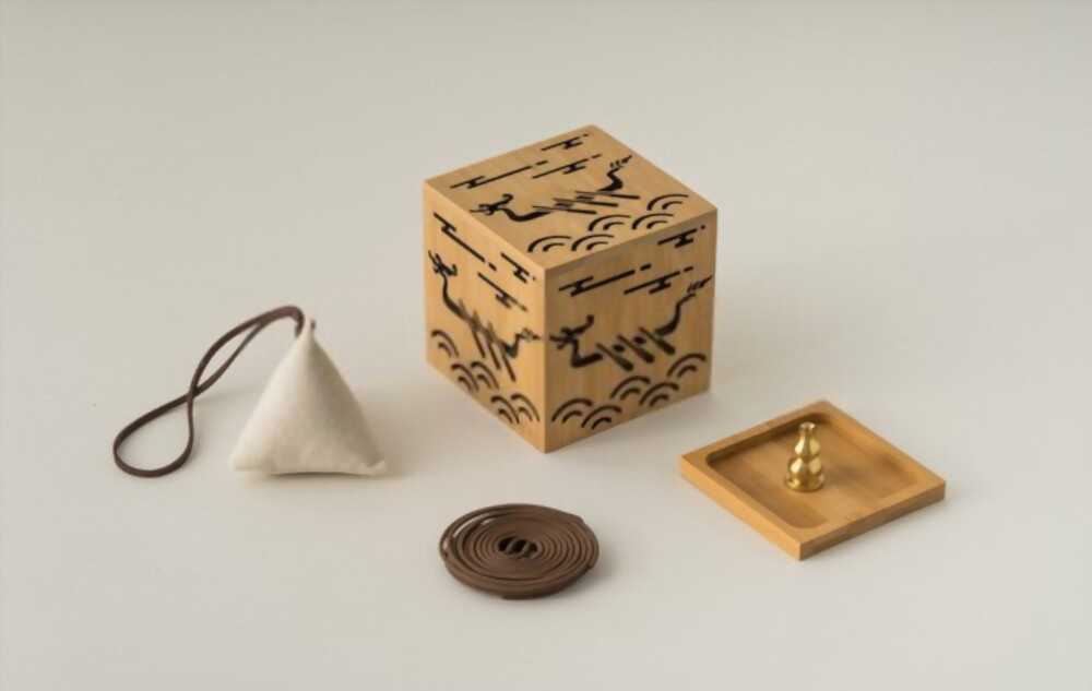 You can use incense cones to make scented sachets.