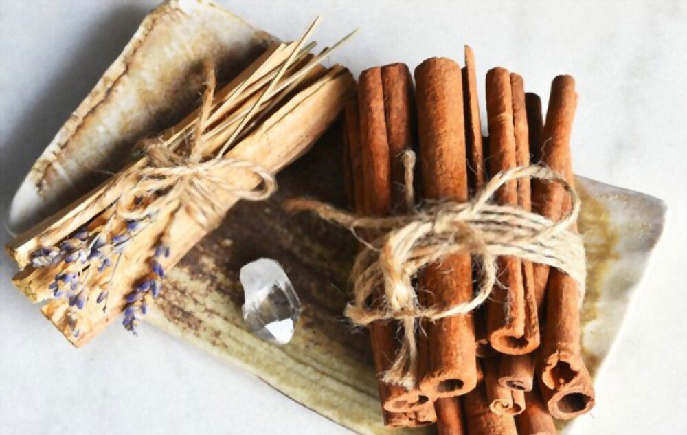 burning cinnamon to attract money The ancient practice of burning cinnamon as a way to attract money and good fortune dates back centuries.