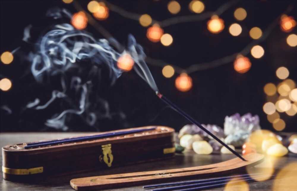 use incense for cleaning You should use incense for cleaning periodically or in some special cases.