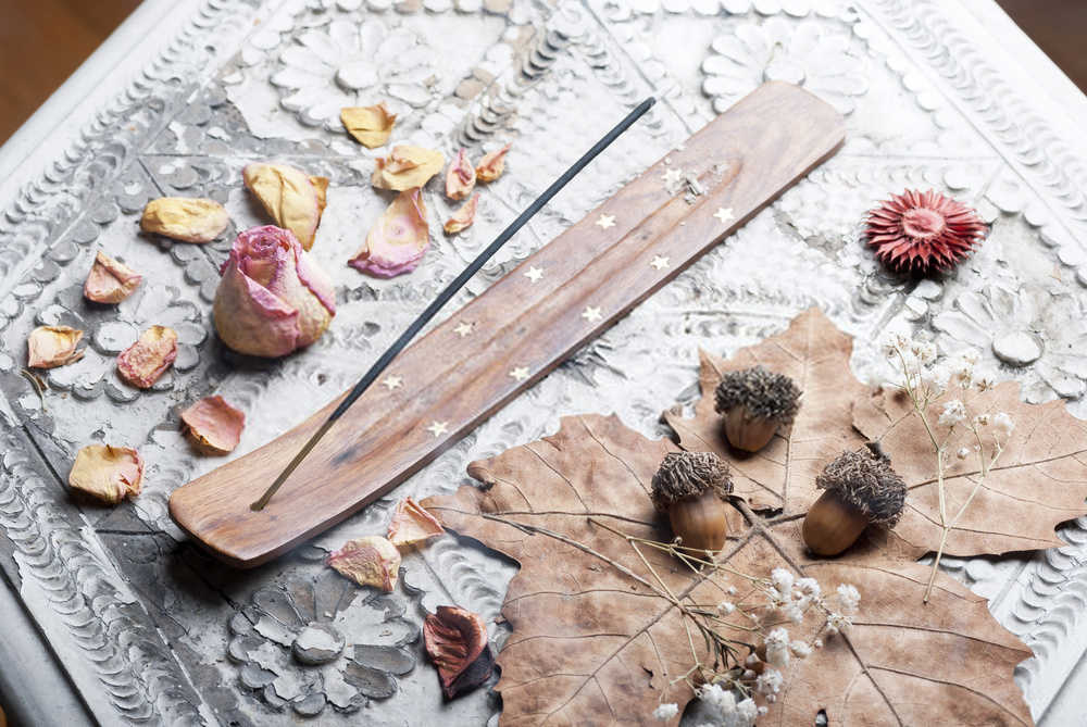 Rose incense promotes spiritual benefits.