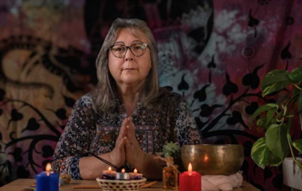 Woman praying with incense Woman praying with incense.