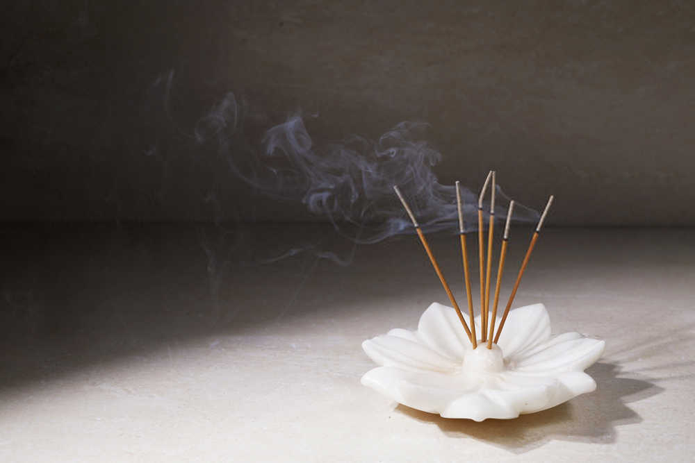 Lotus incense can be used as a gift.