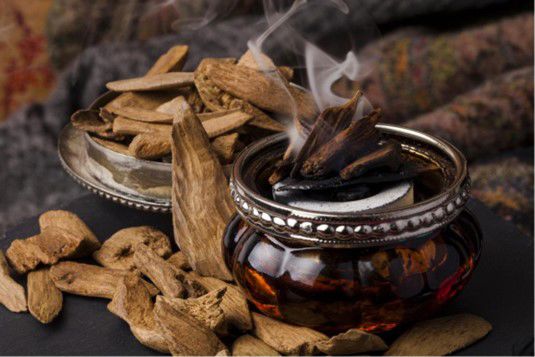 The energy of Agarwood The energy of Agarwood is very large, so when displayed in the home or workplace, it often brings prosperity to the space.