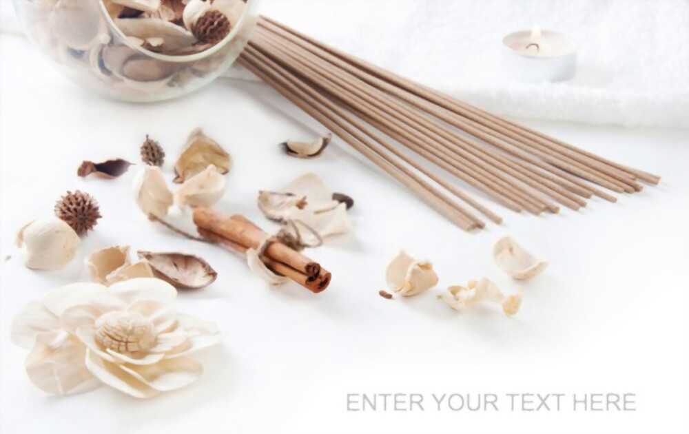 vanilla incense With a sweet scent, vanilla incense will help you regain freshness and balance in life.